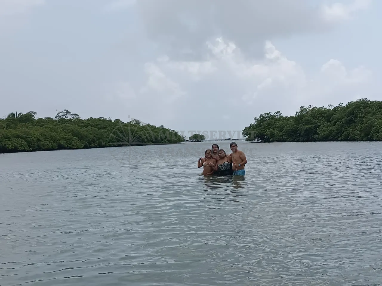 Image of Venas Azules Beach Tour, Colón
