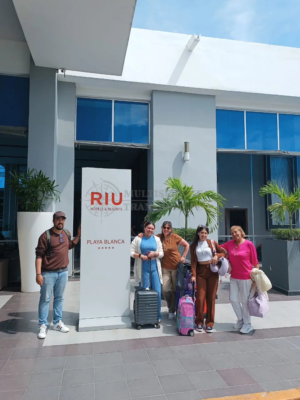 Image of Airport Transfers - Hotels & Resorts